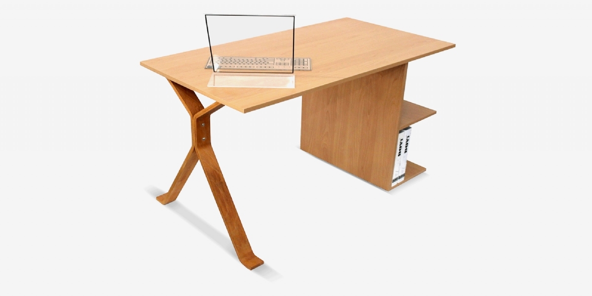 طاولة الكومبيوتر